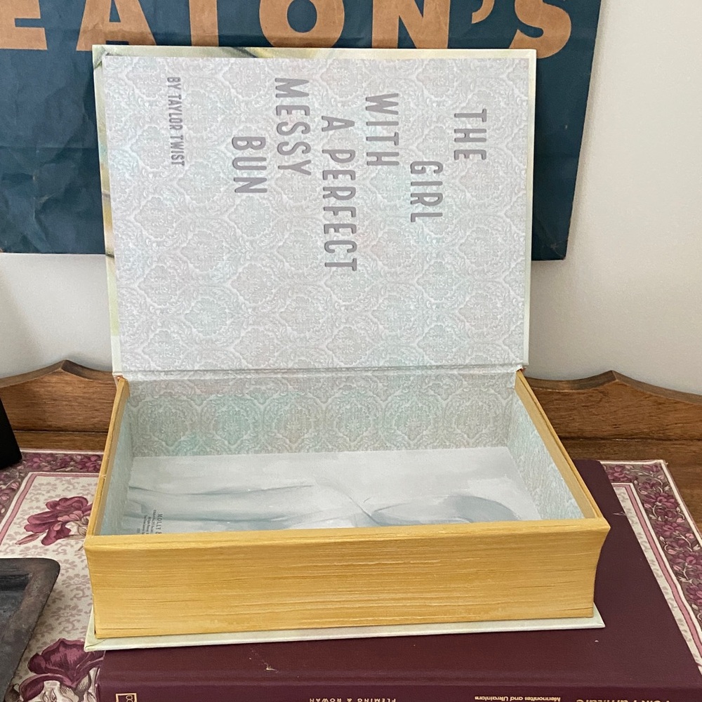 The Girl with a Perfect Messy Bun Fake Book Box by Molly and Rex - Picture 5 of 9
